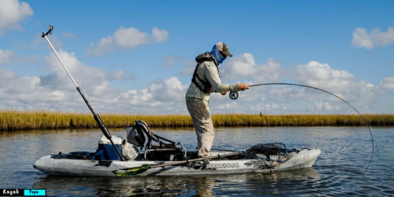 how to choose a kayak paddle for fishing